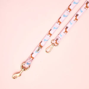 Keychain strap with fox pattern on a pink background